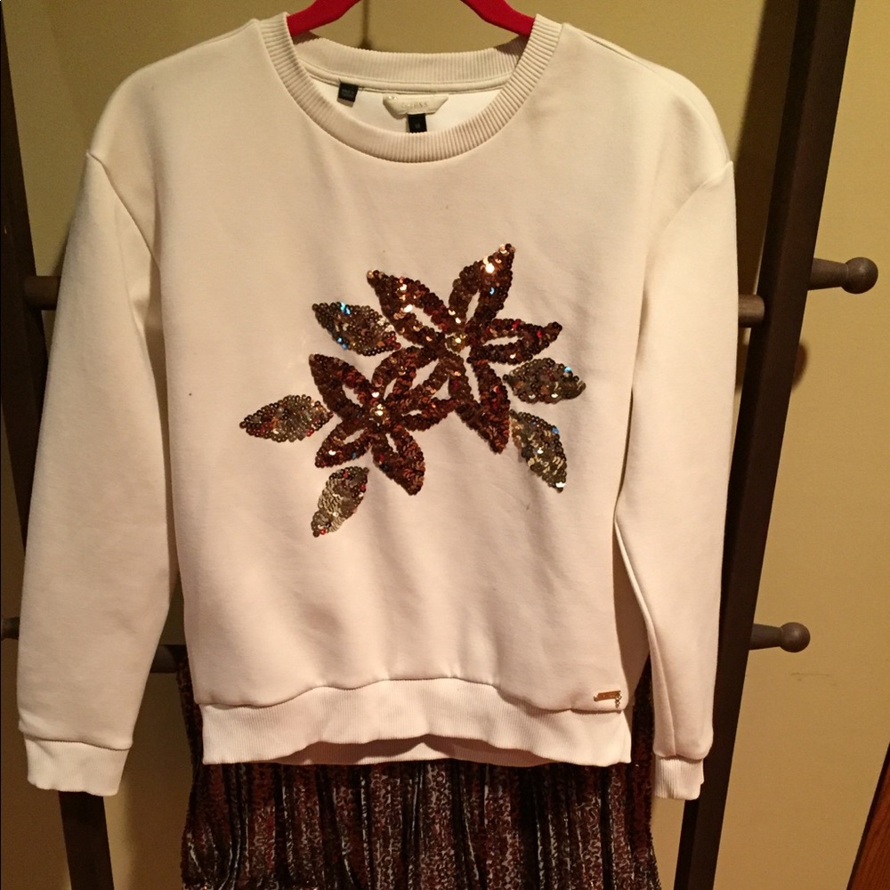 2 piece girl’s Guess outfit